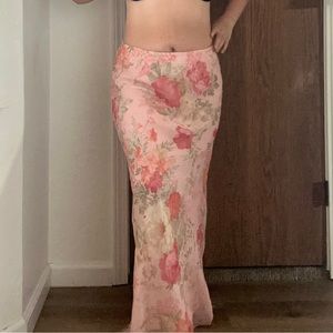 VINTAGE floral print Multicolor skirt.